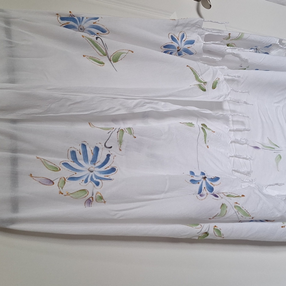 Sarong/ scarf/ cover up - Picture 3 of 6